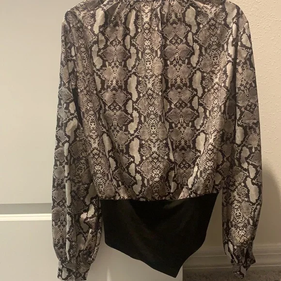 Sold - Picture 2 of 3